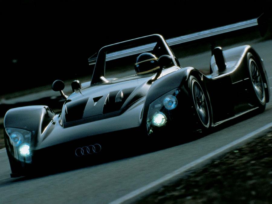  Audi R8R 1999 года  (фото 19 из 19)